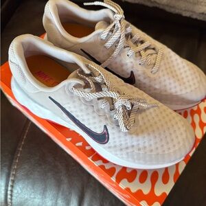 Women’s Nike Renew Ride 3 size 8.5- Brand new never worn